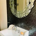 Casa Palomera - Casa Completa Con Jardin, Gimnasio Y Garaje Privados * Leon