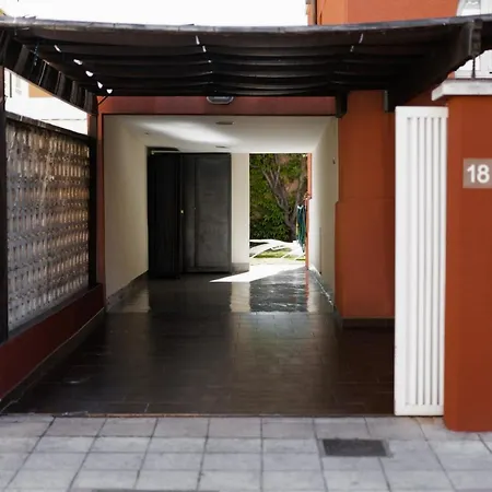 Casa Palomera - Casa Completa Con Jardin, Gimnasio Y Garaje Privados