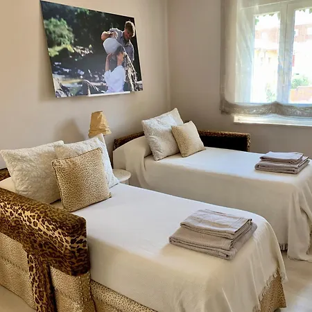 Nyaraló Casa Palomera - Casa Completa Con Jardin, Gimnasio Y Garaje Privados