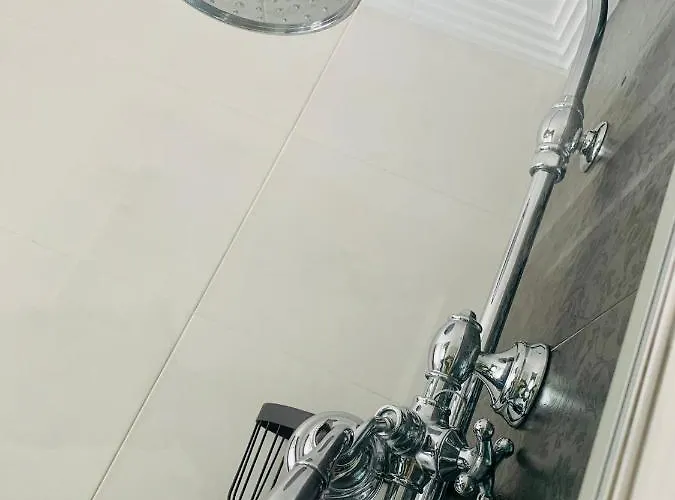 Casa Palomera - Casa Completa Con Jardin, Gimnasio Y Garaje Privados Nyaraló *