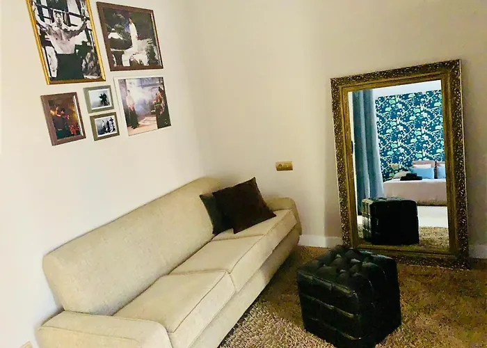 Casa Palomera - Casa Completa Con Jardin, Gimnasio Y Garaje Privados Nyaraló