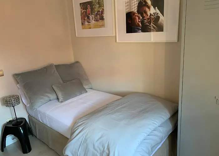 Nyaraló Casa Palomera - Casa Completa Con Jardin, Gimnasio Y Garaje Privados