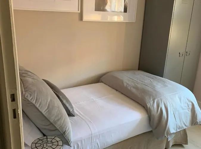 Casa Palomera - Casa Completa Con Jardin, Gimnasio Y Garaje Privados Nyaraló León